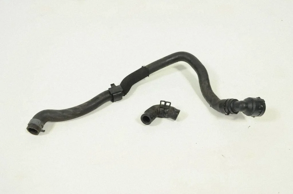 Õhu sisselaske voolik (-ud)/ toru (-d) – Volkswagen Passat CC (2008-2016)