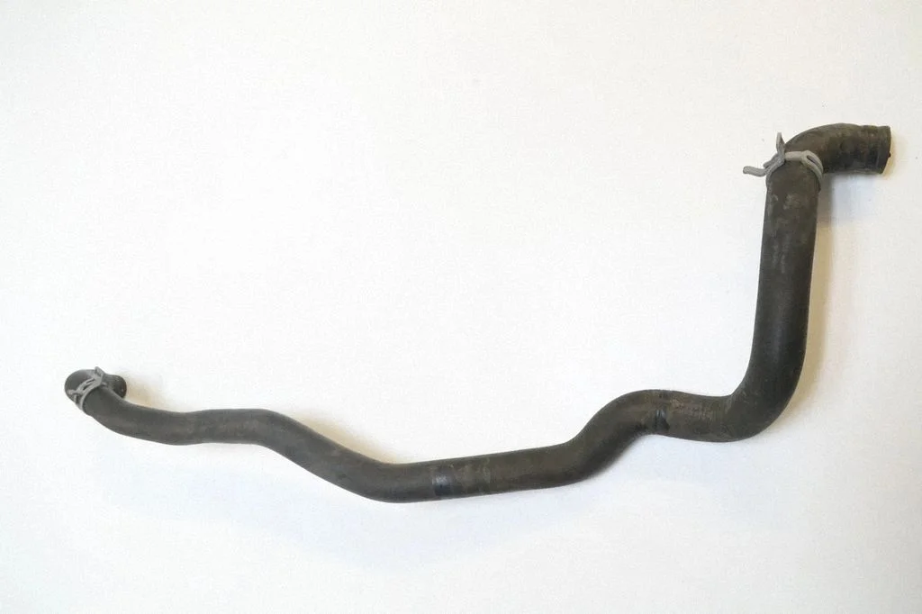 Air intake hose/pipe – BMW 7 Series F01 F02 F03 F04 (2008-2016)