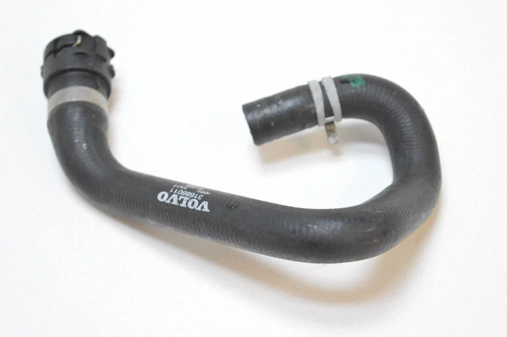 Air intake hose/pipe – Volvo V60 (2013-2018)