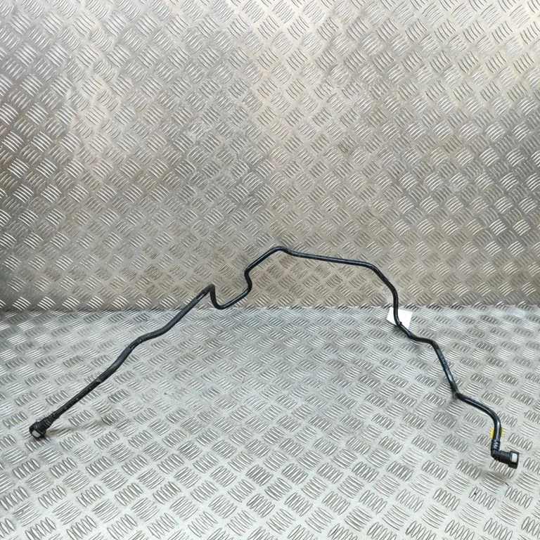 Kartera ventilācijas šļūtene 8W6133366E