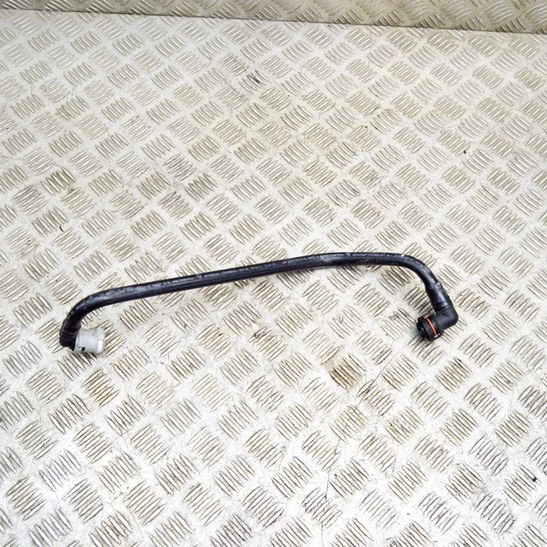 Kartera ventilācijas šļūtene 7340431