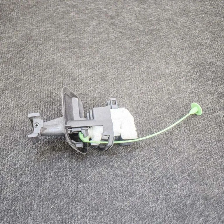 Fuel tank cap lock – Volvo V40 (2012-2019)