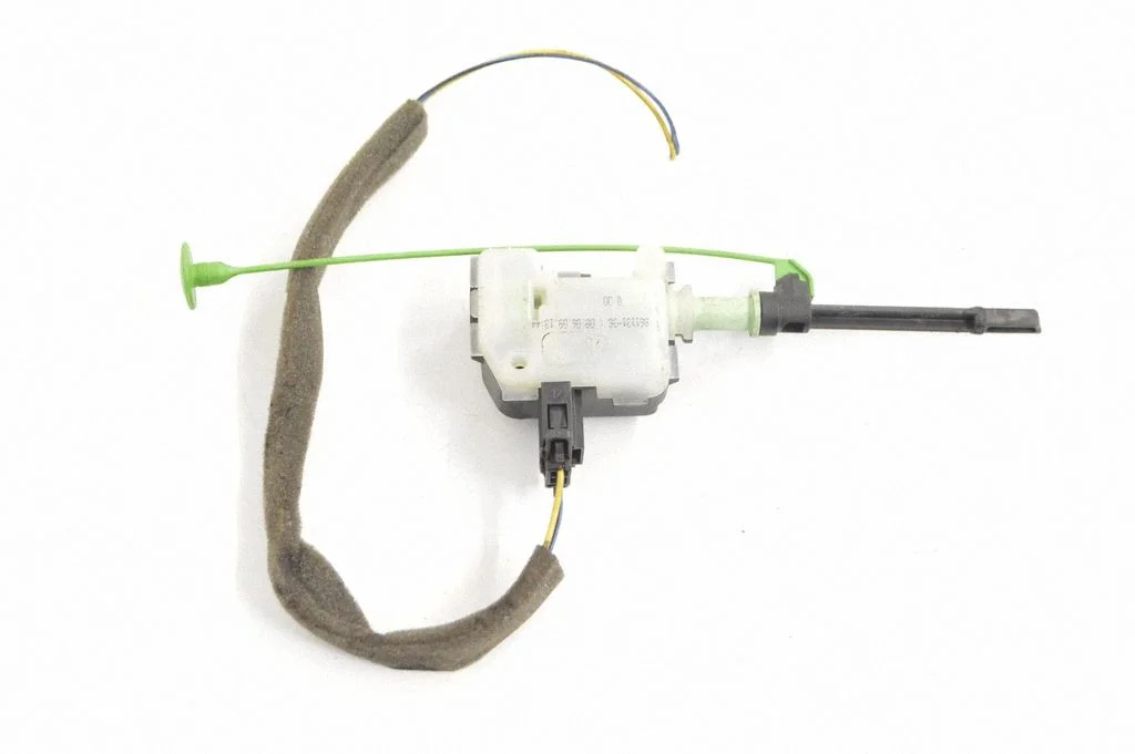 Fuel tank cap lock – Volvo V70 (2008-2013)