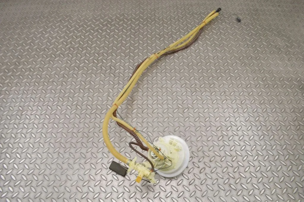 In-tank fuel pump 04581410AD
