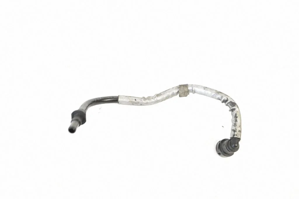 Fuel line pipe G4D39T518AB