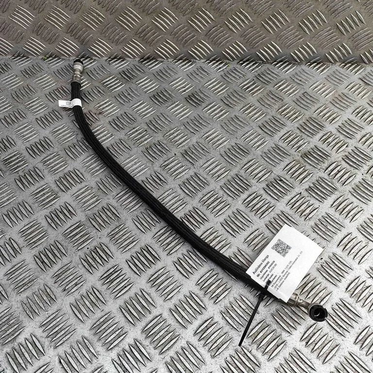 Fuel line pipe 8687743