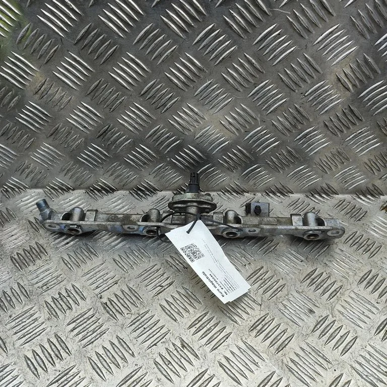Fuel main line pipe 2381425010