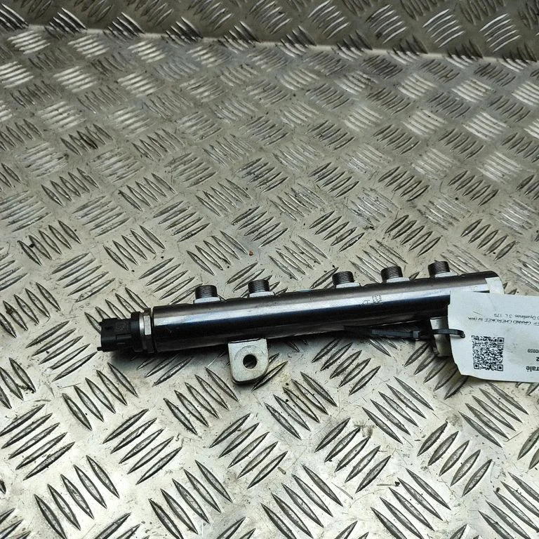 Fuel main line pipe – Jeep Grand Cherokee (2010-2021)