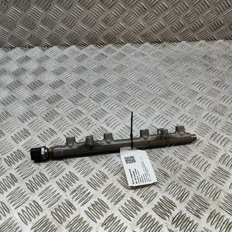 Fuel main line pipe 05E133320B