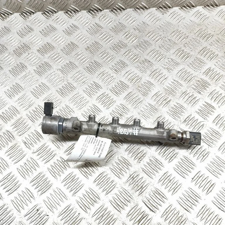 Fuel main line pipe 05L906054A