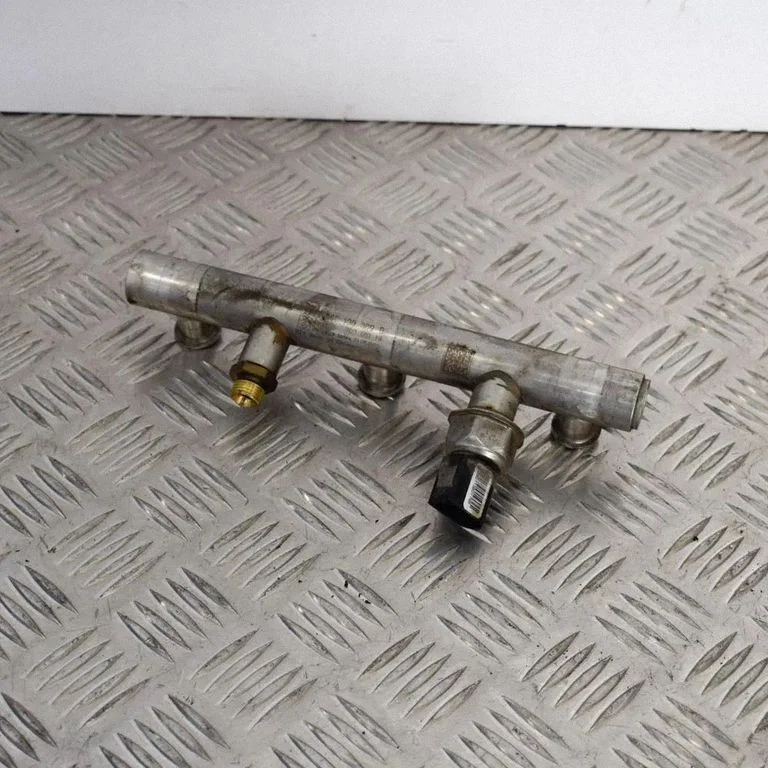 Fuel main line pipe – Audi A4 S4 B7 8E 8H (2005-2008)