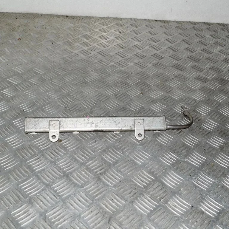 Degvielas maģistrālā caurule – Mitsubishi Lancer Evolution X (2008-2014)