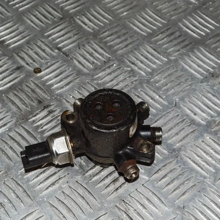 Fuel main line pipe – Ford Focus C-MAX (2003-2010)