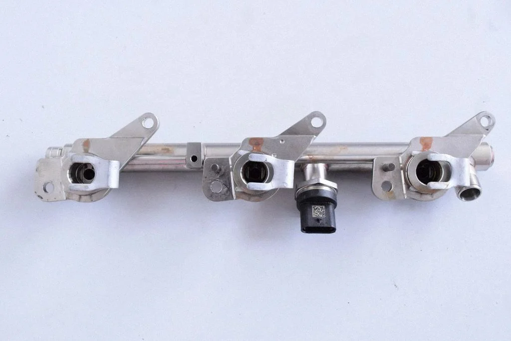 Fuel main line pipe – Mercedes-Benz CLK-Class C207 A207 (2010-2017)