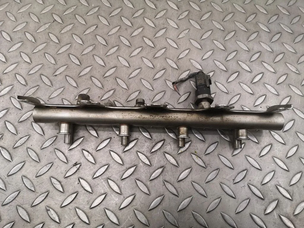 Fuel main line pipe – Audi A4 S4 B7 8E 8H (2005-2008)