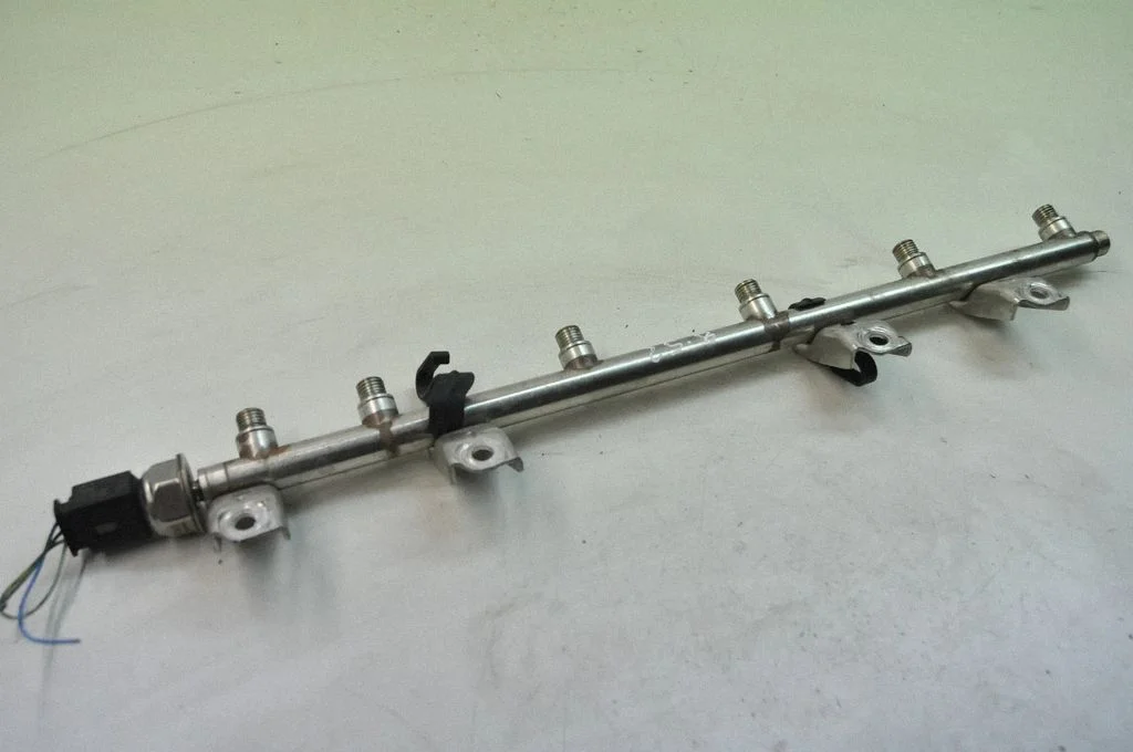 Fuel main line pipe – BMW 7 Series F01 F02 F03 F04 (2008-2016)