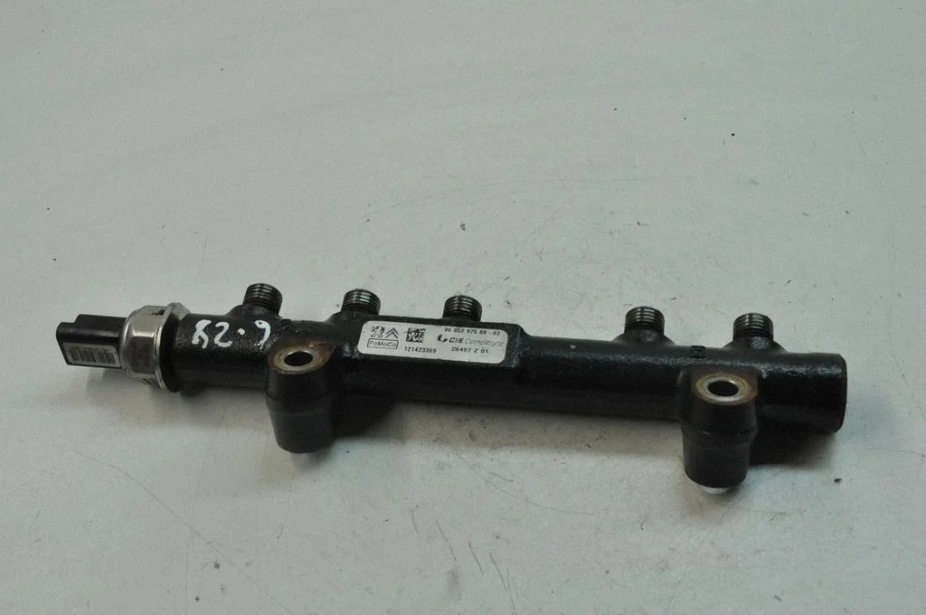 Degvielas maģistrālā caurule – Ford C-MAX II (2010-2019)