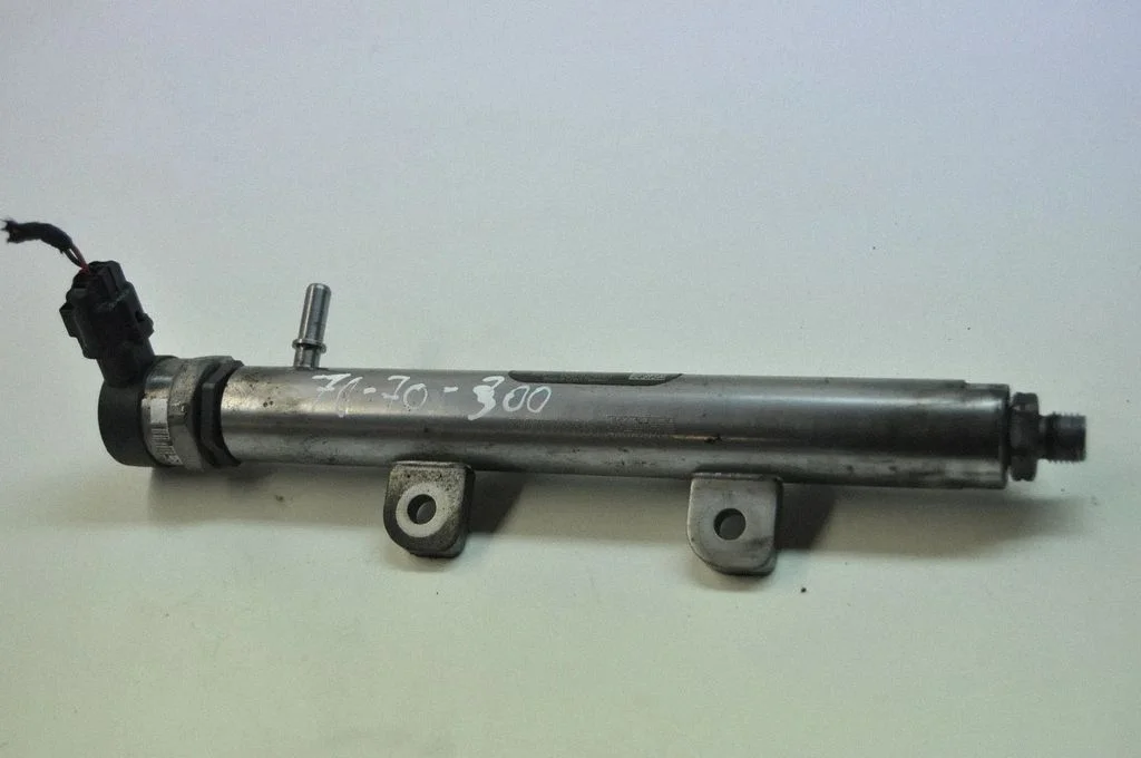 Fuel main line pipe 0281006017