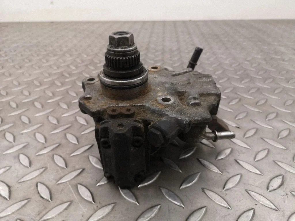 Fuel injection high pressure pump – Mercedes-Benz Sprinter W906 (2006-2018)