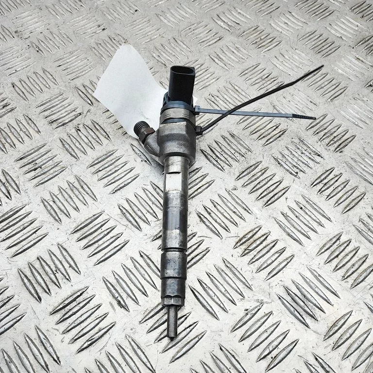 Fuel injector – BMW 1 Series F20 F21 (2011-2019)
