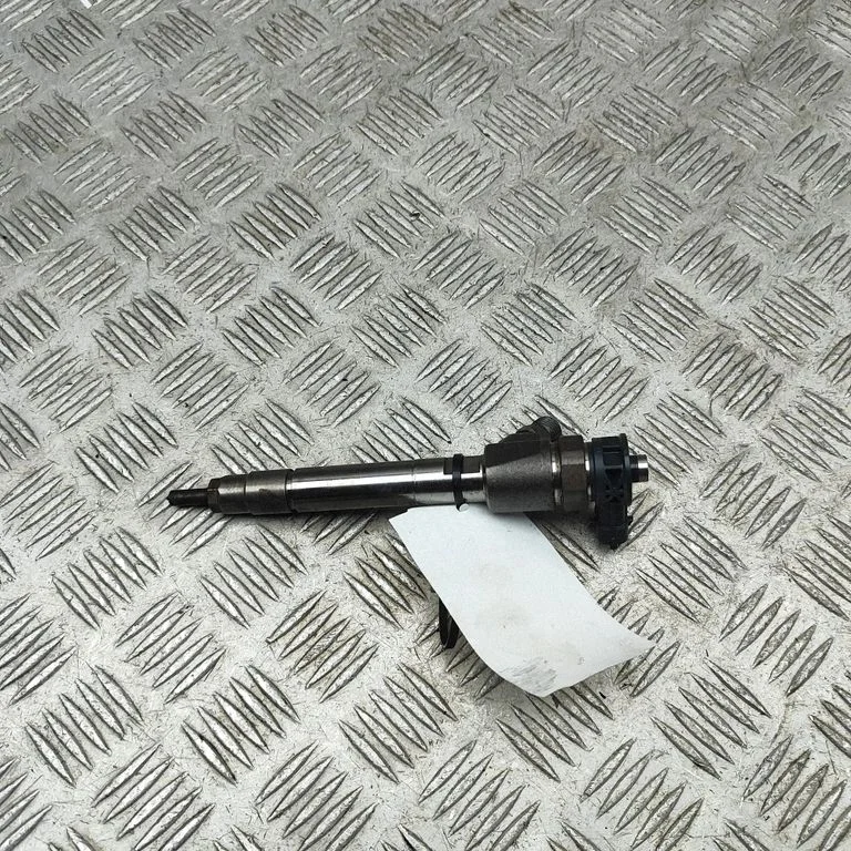 Fuel injector 55260836