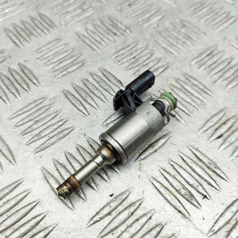 Sprausla (-as) (inžektors (-i)) – Audi A3 S3 A3 Sportback 8P (2005-2013)
