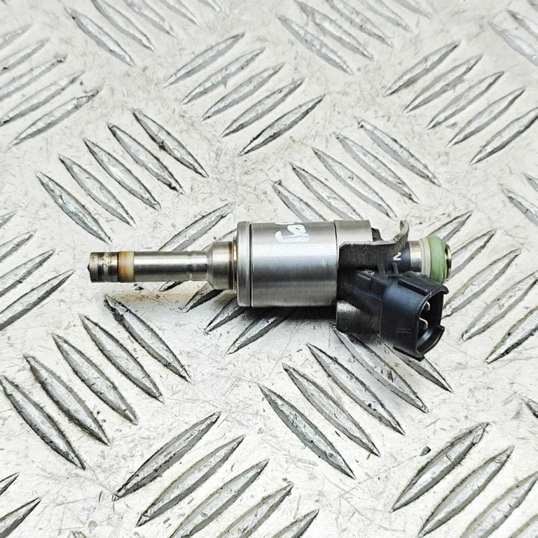 Sprausla (-as) (inžektors (-i)) 0261500235