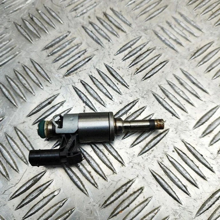 Fuel injector – Volkswagen e-Golf (2014-)