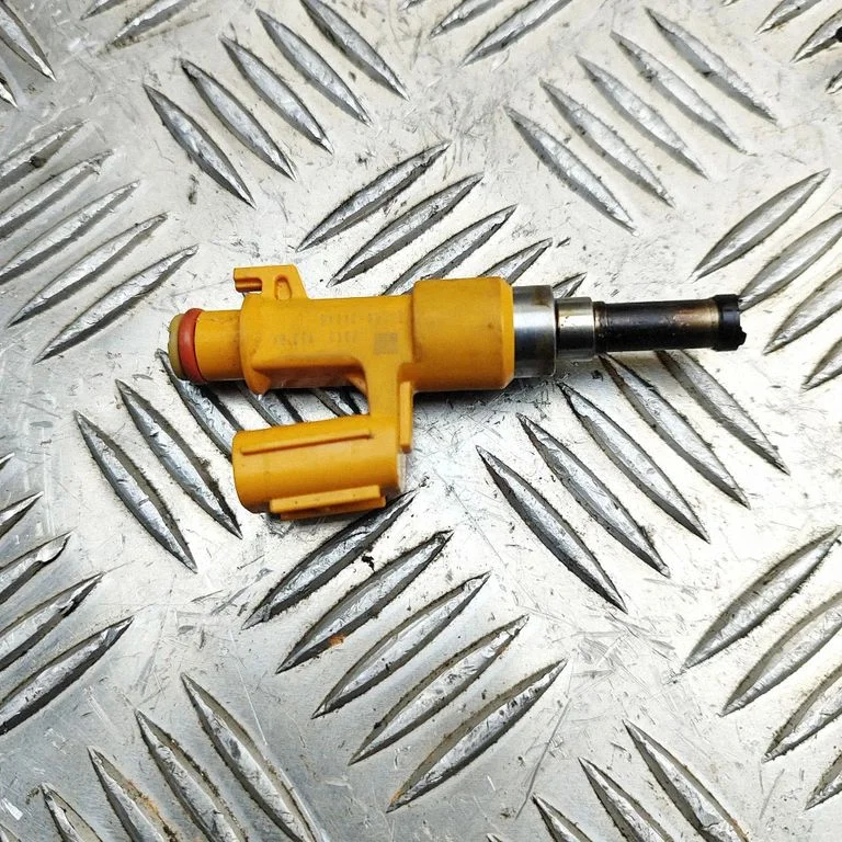 Fuel injector – Lexus RX 450H (2016-)