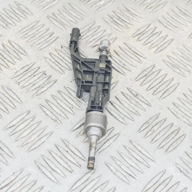 Fuel injector – BMW X1 F48 F49 (2015-2022)