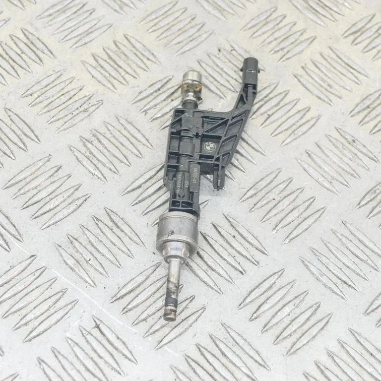 Fuel injector – BMW X1 F48 F49 (2015-2022)