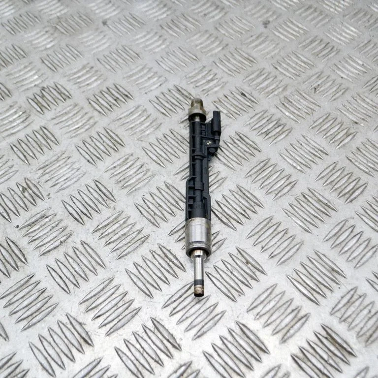 Sprausla (-as) (inžektors (-i)) 0261500186