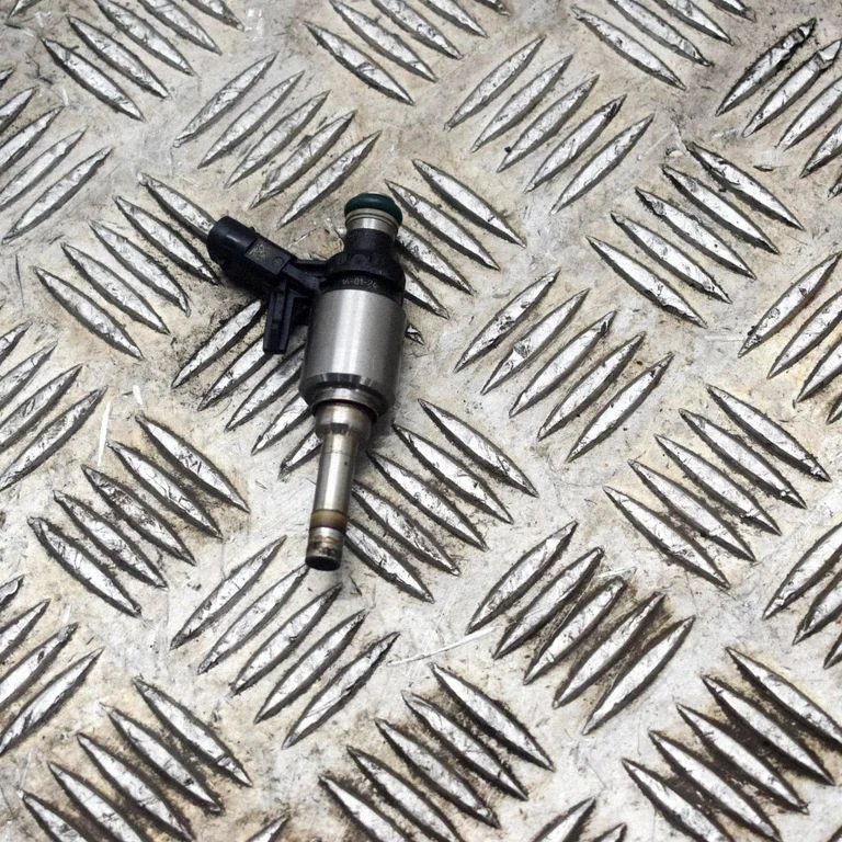Fuel injector – Volkswagen e-Golf (2014-)