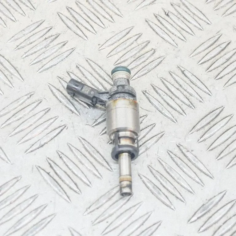 Fuel injector – Volkswagen e-Golf (2014-)