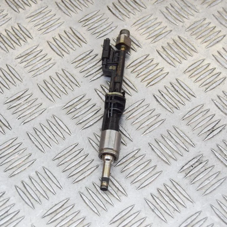 Wtryskiwacz – BMW Seria 3 E92 E93 (2005-2014)