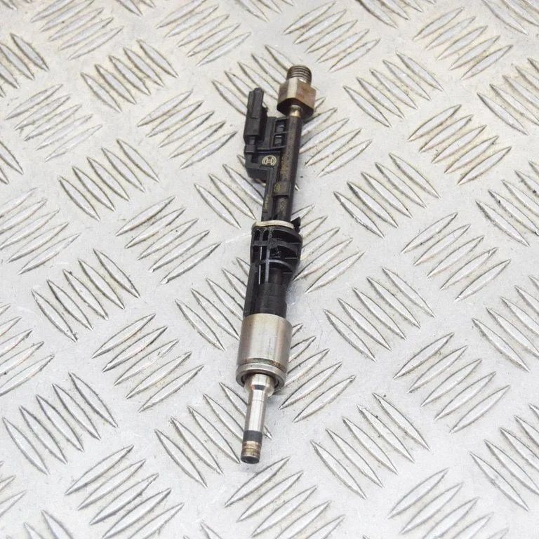 Wtryskiwacz – BMW Seria 3 E92 E93 (2005-2014)
