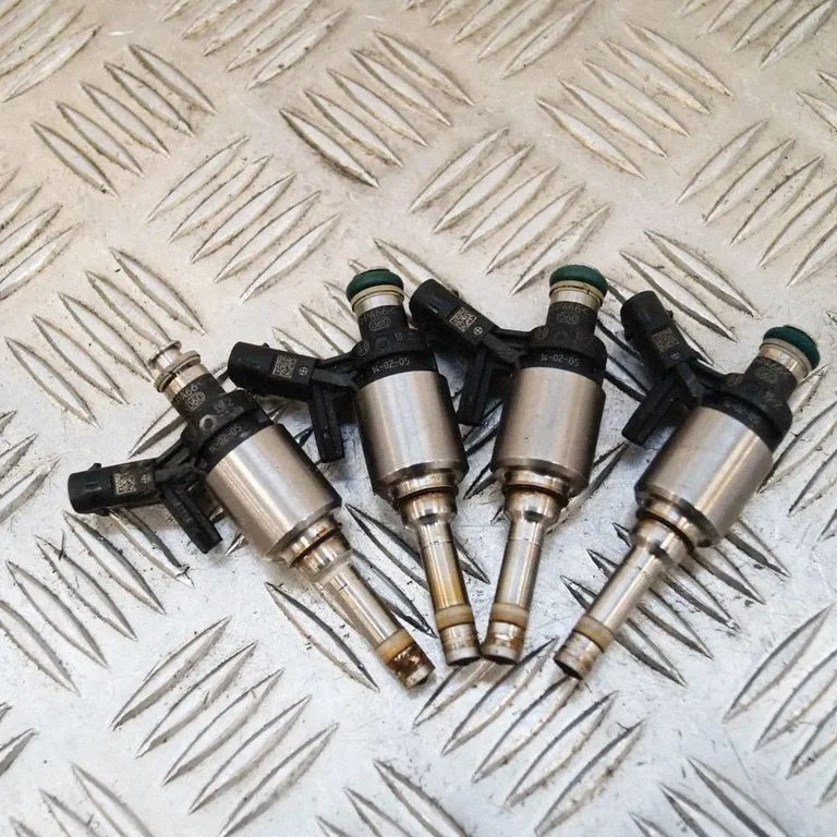 Sprausla (-as) (inžektors (-i)) – Audi A4 Allroad B8 (2008-2016)