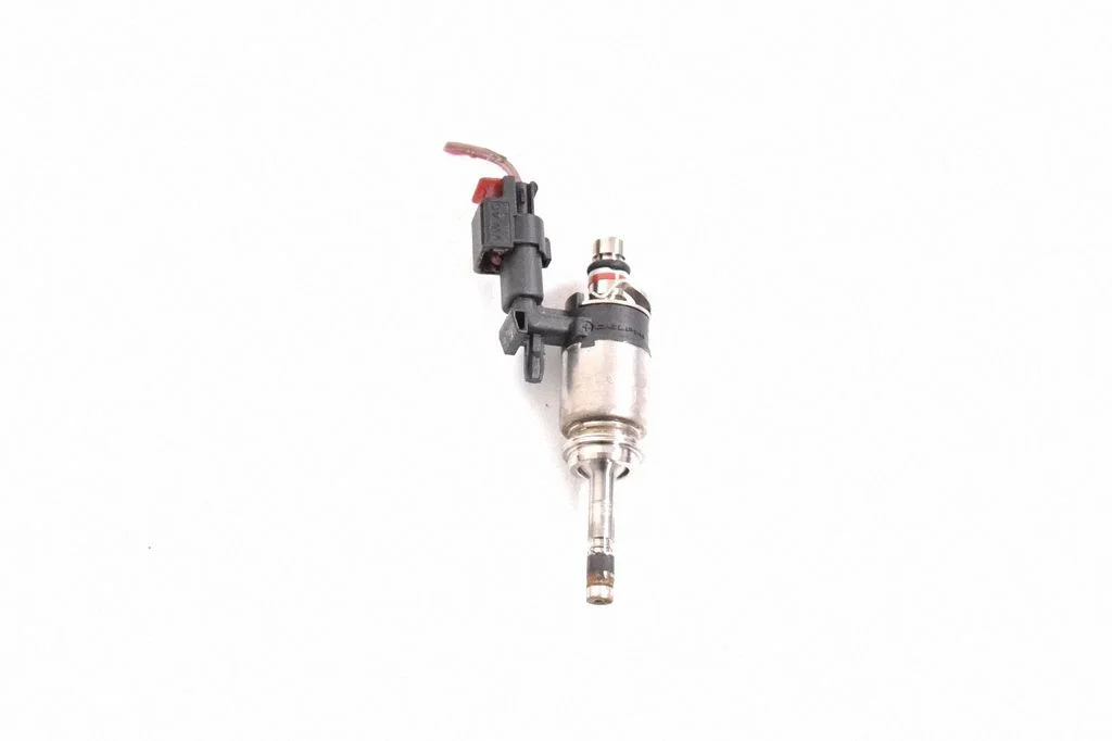 Sprausla (-as) (inžektors (-i)) 05E906036C