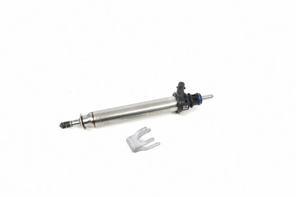 Fuel injector – Mercedes-Benz C-Class W205 (2014-2021)