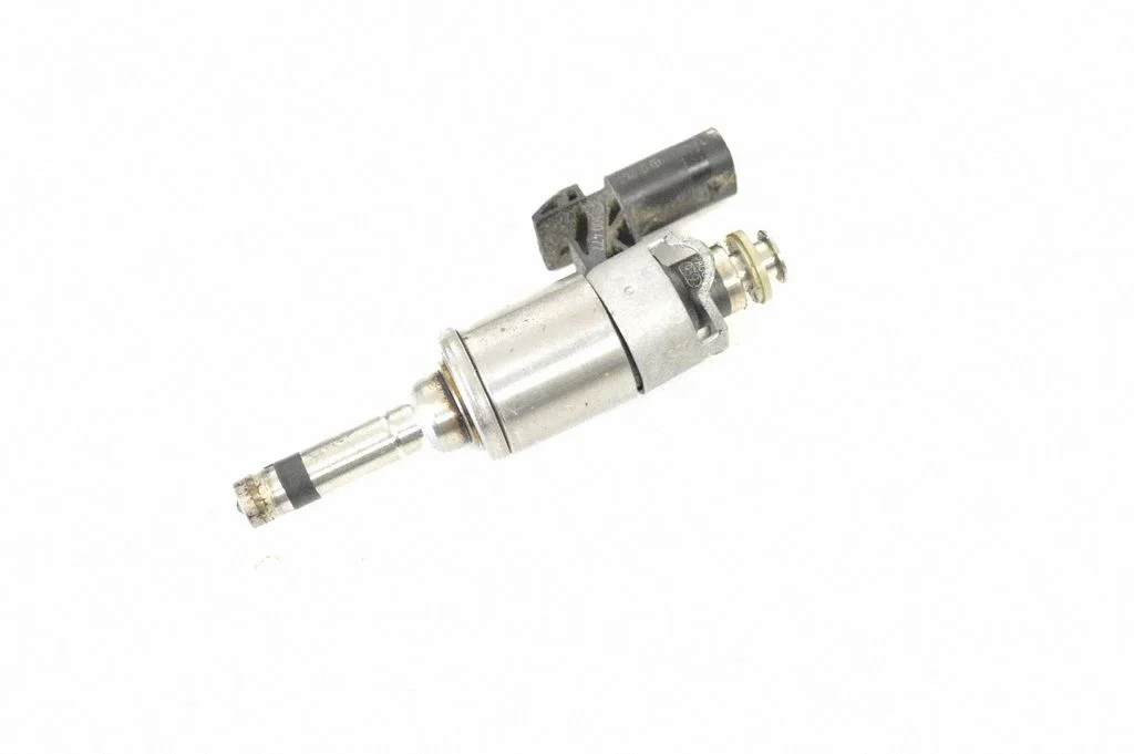 Fuel injector – Volkswagen e-Golf (2014-)