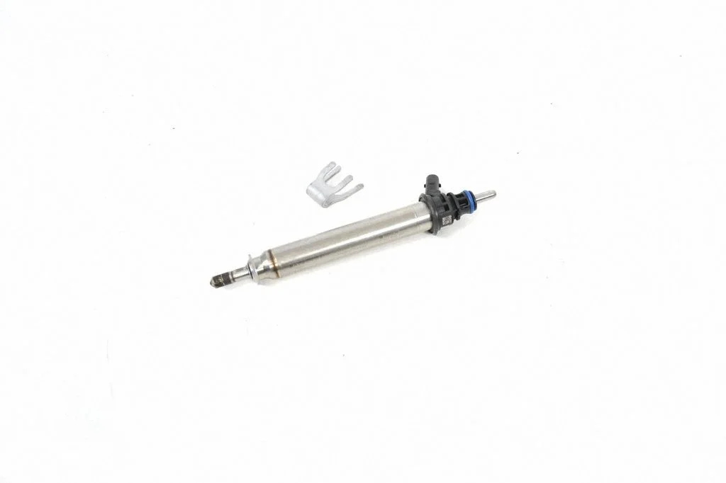 Fuel injector – Mercedes-Benz C-Class W205 (2014-2021)