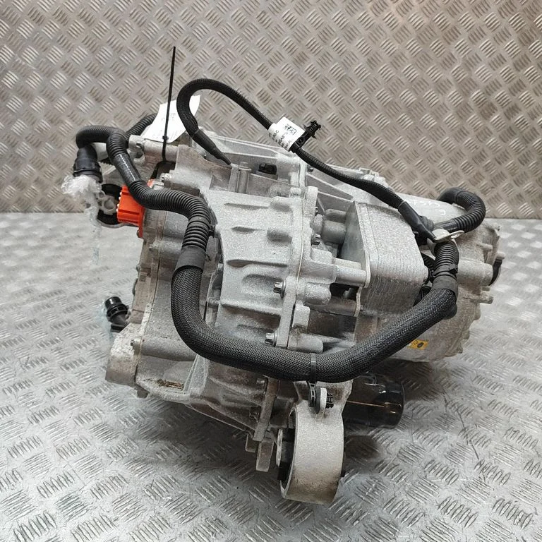 Silnik 158778000C