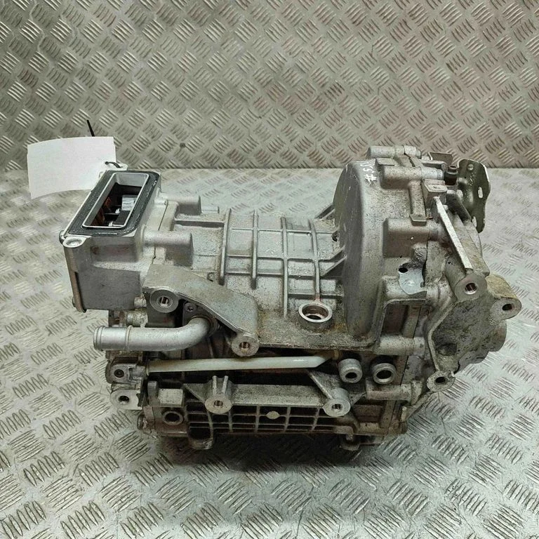 Dzinējs 0EJ901105C