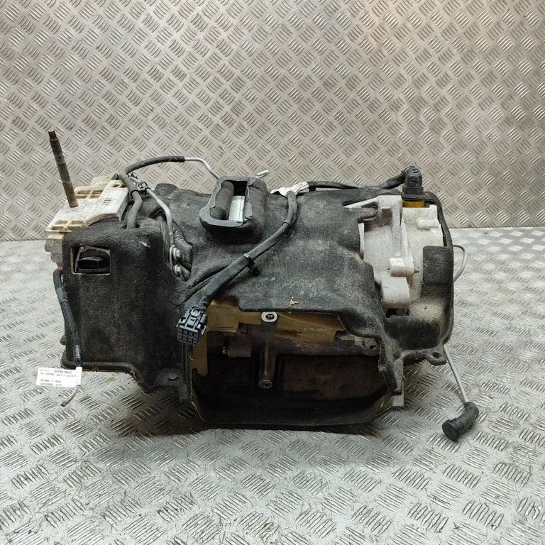 Engine J9D375762AG