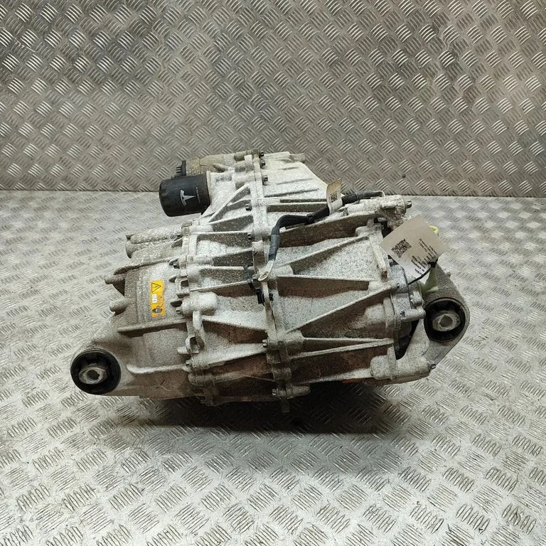 Dzinējs 112096000F