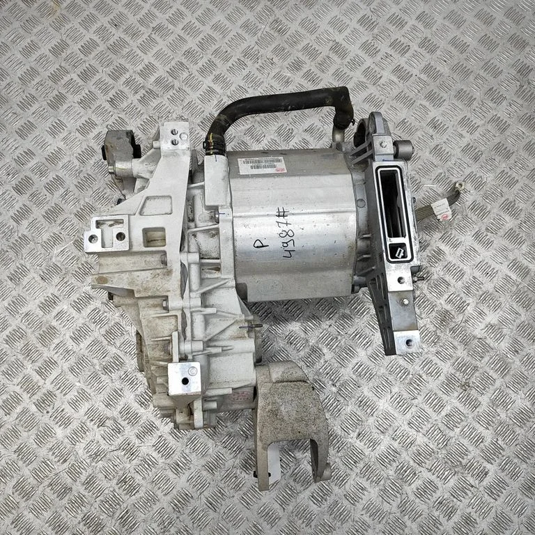 Dzinējs 2104010B