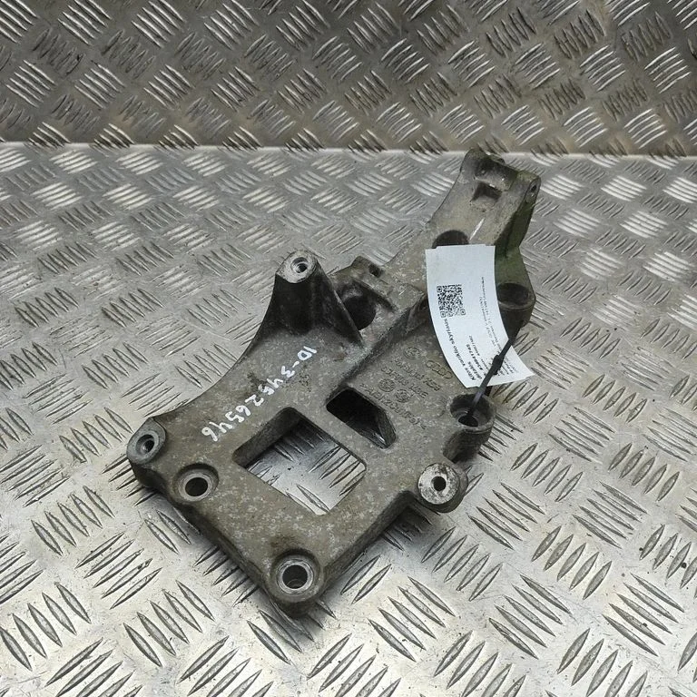 Generator/alternator bracket 06F903143E