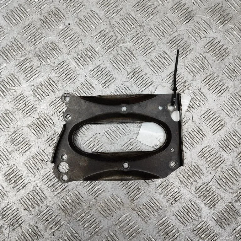 Generator/alternator bracket 8511973