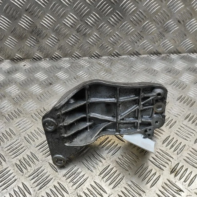 Generaatori kronstein – Jeep Grand Cherokee (2010-2021)