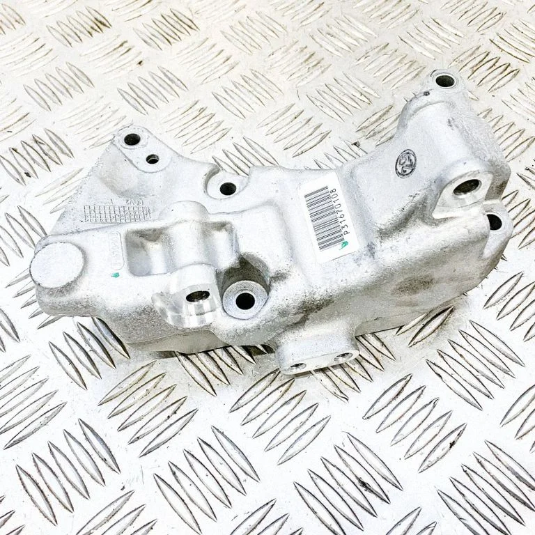Generator/alternator bracket 31670108